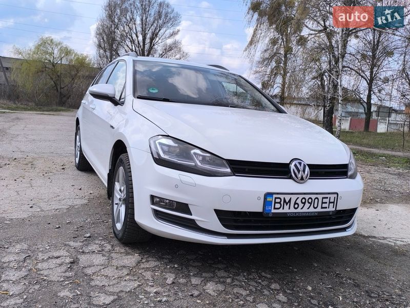 Универсал Volkswagen Golf 2015 в Сумах