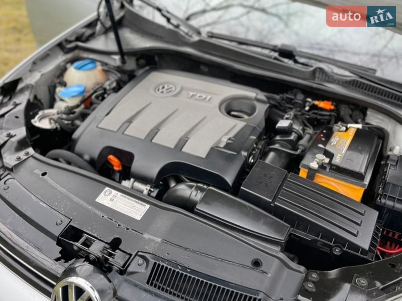 Универсал Volkswagen Golf 2010 в Хмельницком