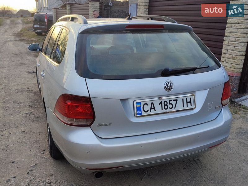 Универсал Volkswagen Golf 2010 в Новоархангельске