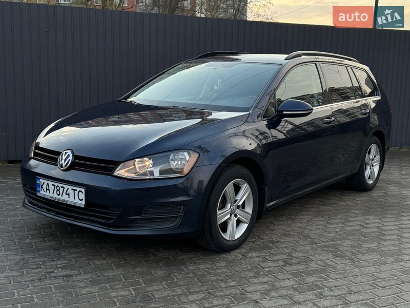 Универсал Volkswagen Golf 2015 в Киеве