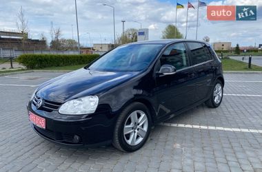 Хэтчбек Volkswagen Golf 2008 в Луцке