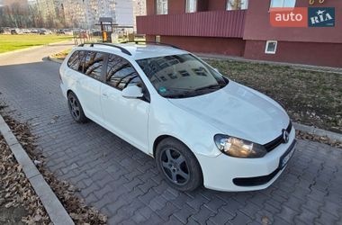 Универсал Volkswagen Golf 2010 в Полтаве