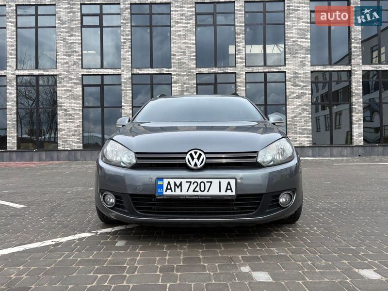 Универсал Volkswagen Golf 2009 в Житомире