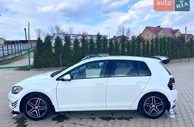 Хэтчбек Volkswagen Golf 2018 в Черновцах