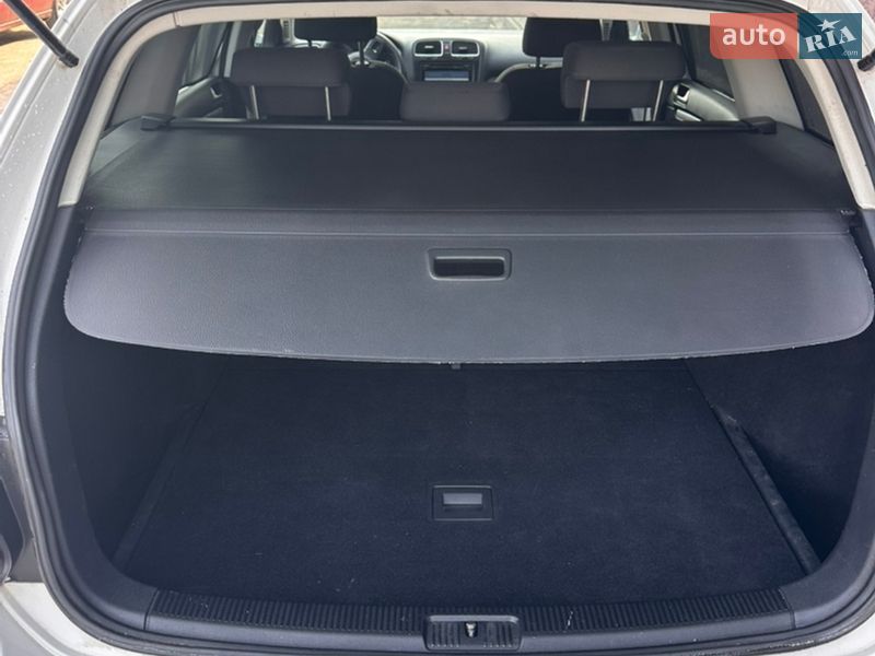 Универсал Volkswagen Golf 2009 в Збараже