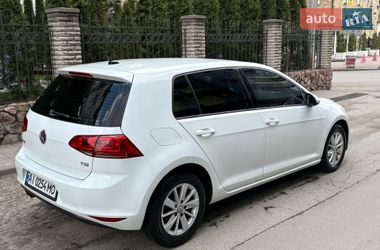 Хетчбек Volkswagen Golf 2015 в Києві