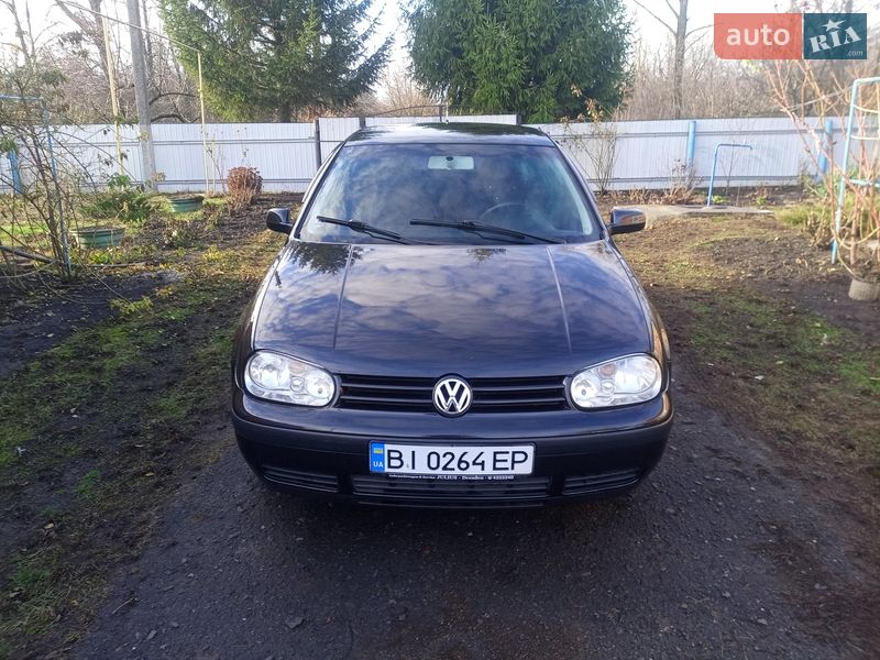 Volkswagen Golf 2002