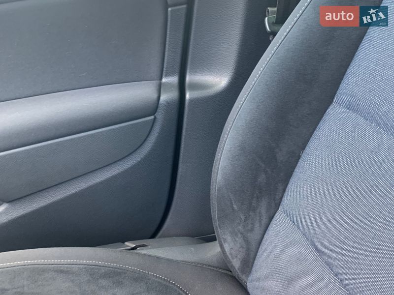 Хэтчбек Volkswagen Golf 2011 в Бердичеве фото 11 Хэтчбек Volkswagen Golf 2011 в Бердичеве