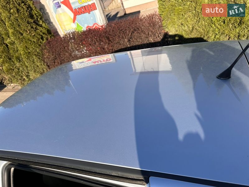 Хэтчбек Volkswagen Golf 2002 в Виннице