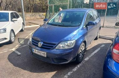Хетчбек Volkswagen Golf 2006 в Києві