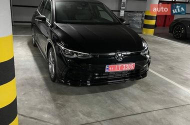 Хэтчбек Volkswagen Golf 2021 в Киеве