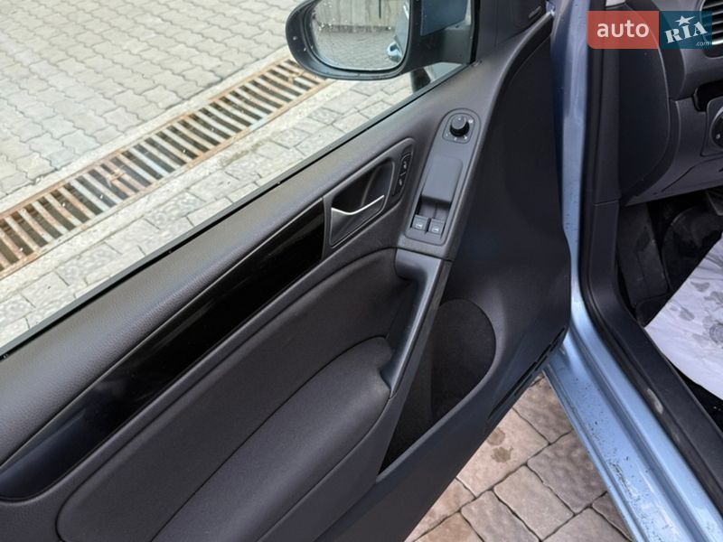 Хэтчбек Volkswagen Golf 2009 в Ивано-Франковске фото 12 Хэтчбек Volkswagen Golf 2009 в Ивано-Франковске