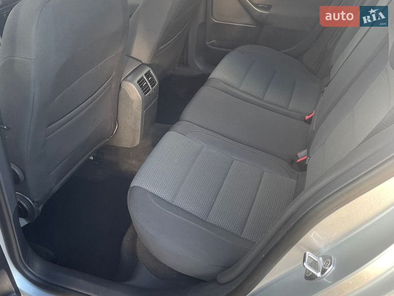 Универсал Volkswagen Golf 2010 в Виннице