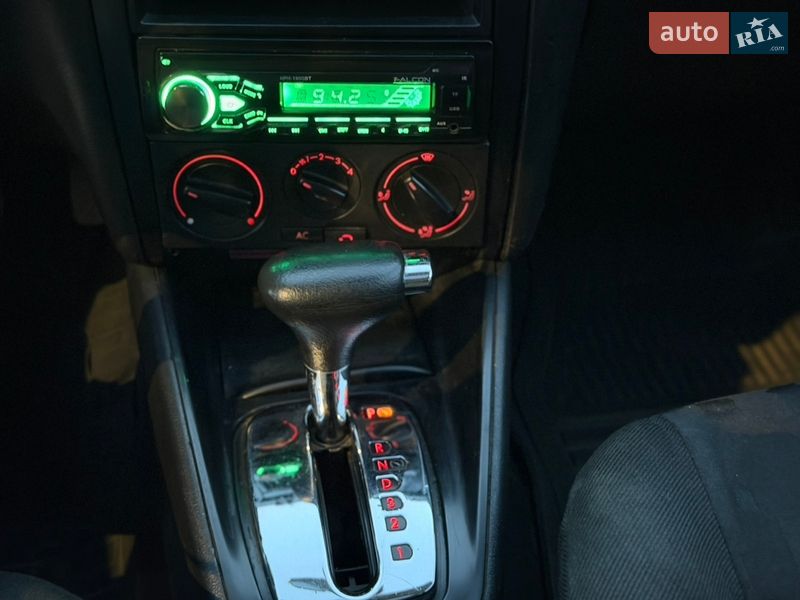 Хэтчбек Volkswagen Golf 1999 в Киеве фото 16 Хэтчбек Volkswagen Golf 1999 в Киеве