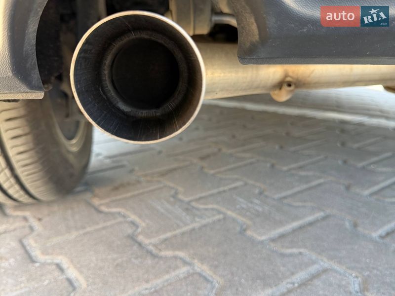 Хэтчбек Volkswagen Golf 2016 в Киеве