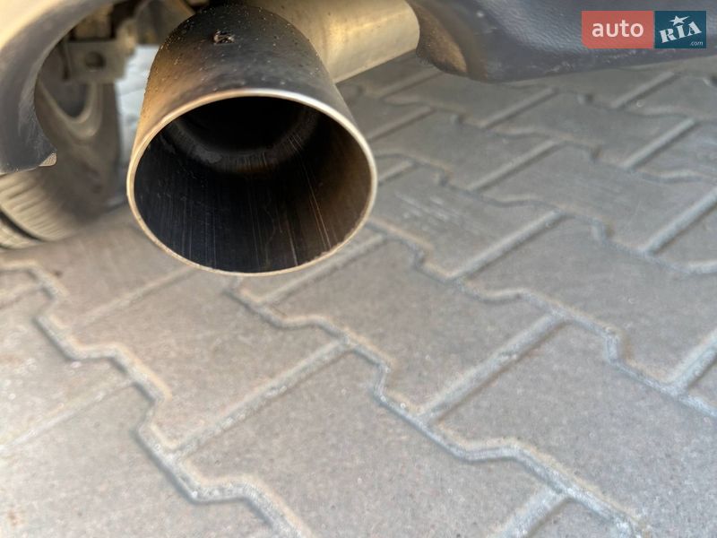 Хэтчбек Volkswagen Golf 2016 в Киеве