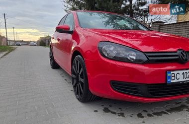 Хэтчбек Volkswagen Golf 2011 в Львове
