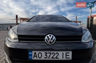 Універсал Volkswagen Golf 2014 в Мукачевому