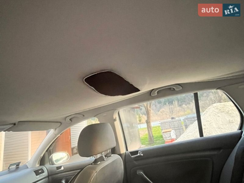 Хэтчбек Volkswagen Golf 2003 в Верховине