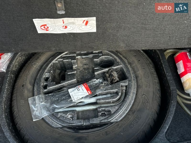 Хэтчбек Volkswagen Golf 2007 в Ровно