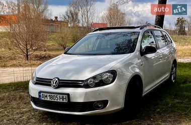 Универсал Volkswagen Golf 2012 в Сумах