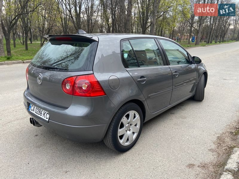 Хэтчбек Volkswagen Golf 2007 в Корсуне-Шевченковском