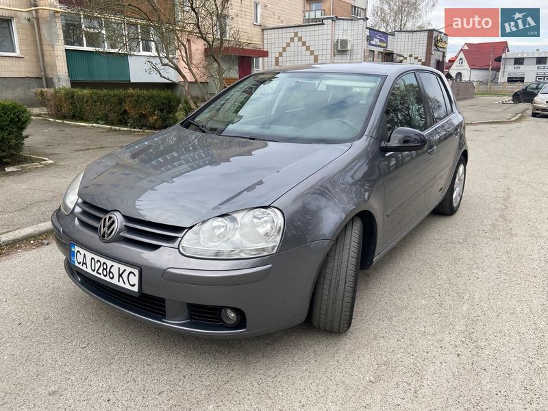 Хэтчбек Volkswagen Golf 2007 в Корсуне-Шевченковском