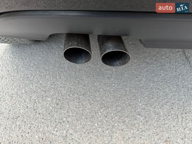 Хэтчбек Volkswagen Golf 2009 в Умани