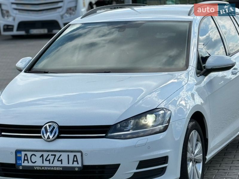 Универсал Volkswagen Golf 2014 в Луцке