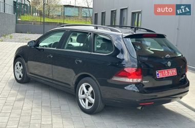 Універсал Volkswagen Golf 2011 в Луцьку