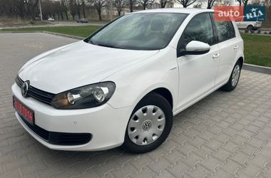 Хетчбек Volkswagen Golf 2010 в Рівному