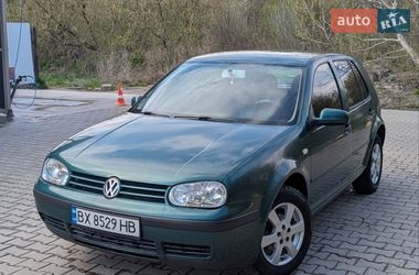 Хэтчбек Volkswagen Golf 1999 в Староконстантинове