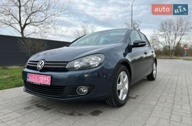 Хэтчбек Volkswagen Golf 2011 в Стрые