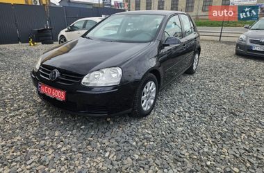 Хэтчбек Volkswagen Golf 2005 в Ивано-Франковске