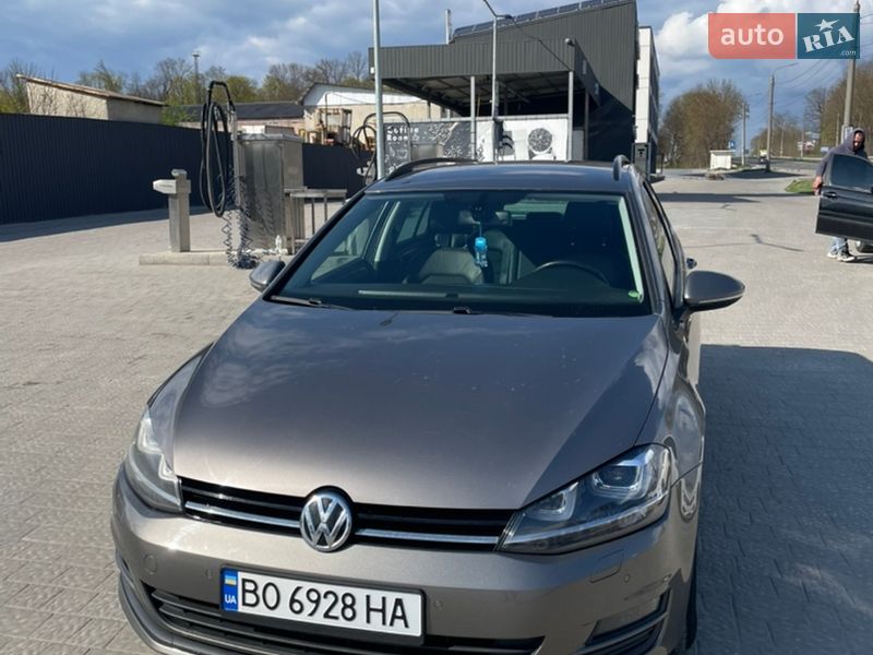 Volkswagen Golf 2014