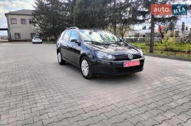 Універсал Volkswagen Golf 2010 в Рожище