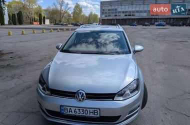 Универсал Volkswagen Golf 2016 в Кропивницком