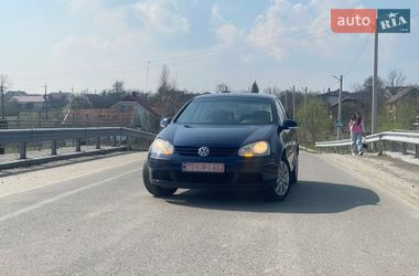 Хетчбек Volkswagen Golf 2006 в Калуші