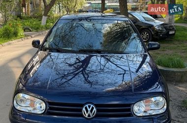 Хэтчбек Volkswagen Golf 2003 в Одессе