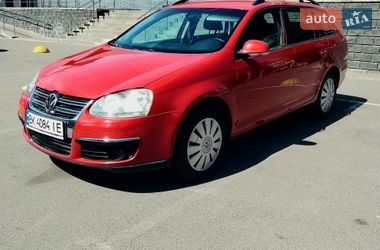 Универсал Volkswagen Golf 2009 в Ровно