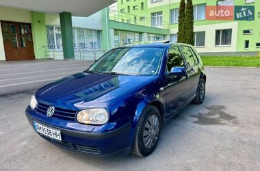 Хетчбек Volkswagen Golf 2002 в Тульчині