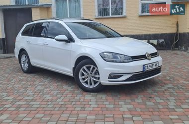 Универсал Volkswagen Golf 2017 в Знаменке