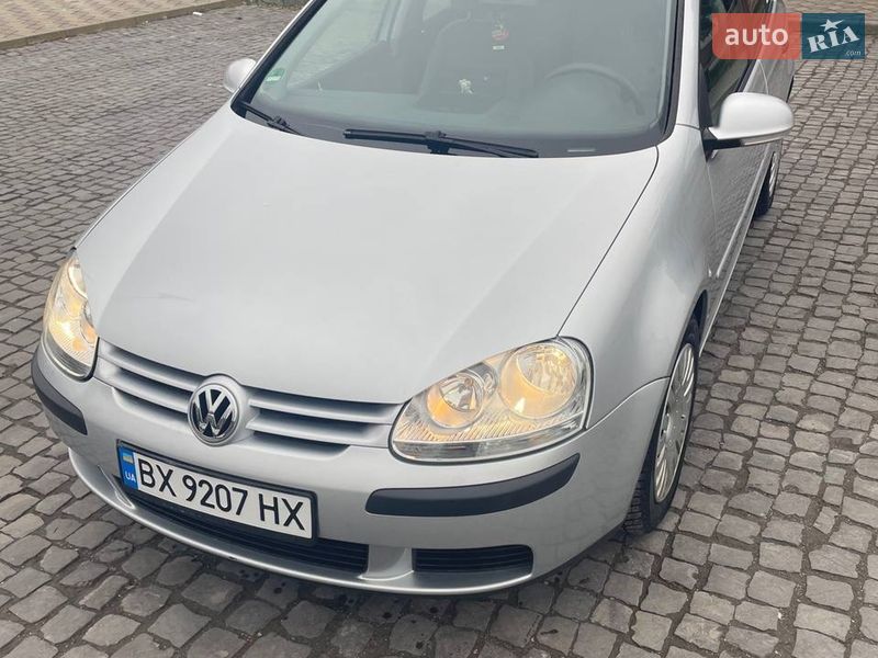 Volkswagen Golf 2004