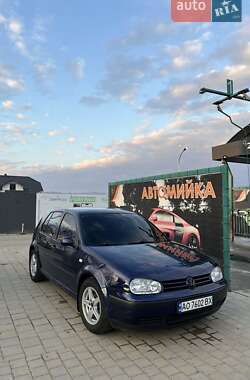 Хэтчбек Volkswagen Golf 1999 в Виноградове
