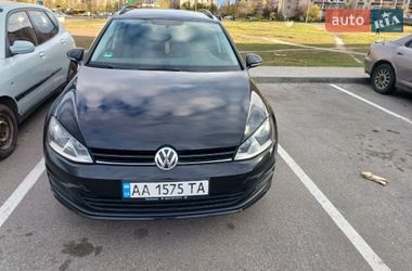 Универсал Volkswagen Golf 2015 в Киеве