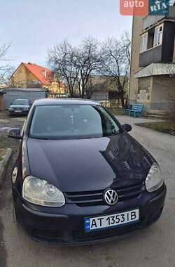 Хетчбек Volkswagen Golf 2006 в Надвірній