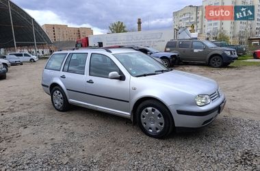 Універсал Volkswagen Golf 2002 в Полтаві