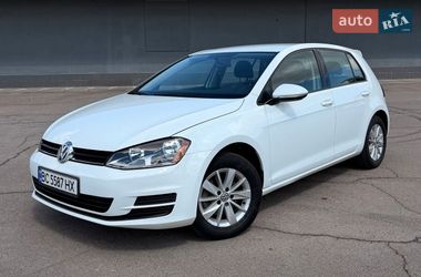 Хетчбек Volkswagen Golf 2015 в Львові