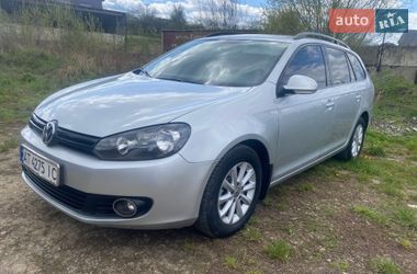 Универсал Volkswagen Golf 2010 в Калуше