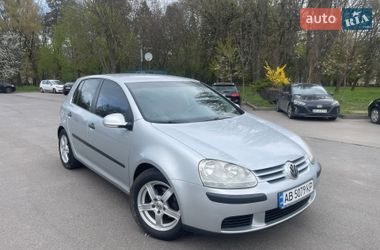 Хэтчбек Volkswagen Golf 2005 в Виннице